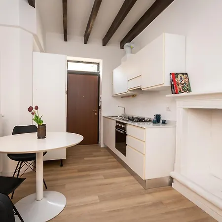 Sibille Artistic Bilo Appartement Milan